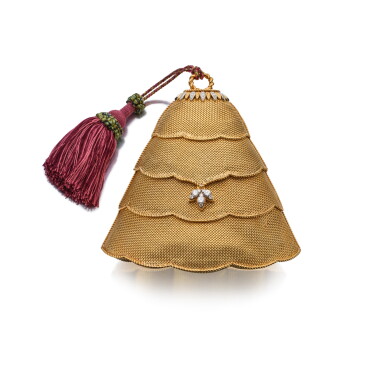 View full screen - View 1 of Lot 60. Van Cleef & Arpels | Gold, Platinum and Diamond Evening Bag 梵克雅寶 黃金鑲鑽石晚裝手袋.
