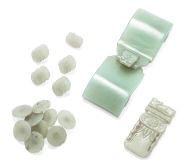 View full screen - View 1 of Lot 93. TROIS GROUPES EN JADE CÉLADON PÂLE SCULPTÉ DYNASTIE QING, XIXE SIÈCLE | 清十九世紀 青白玉帶扣 及 青白玉器十五件 | A group of three pale celadon carvings comprising a belt buckle, fourteen buttons and an axe-shaped ornament, Qing Dynasty, 19th century.