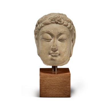 View full screen - View 1 of Lot 109. A marble head of bodhisattva, Tang Dynasty | 唐 大理石菩薩首像.