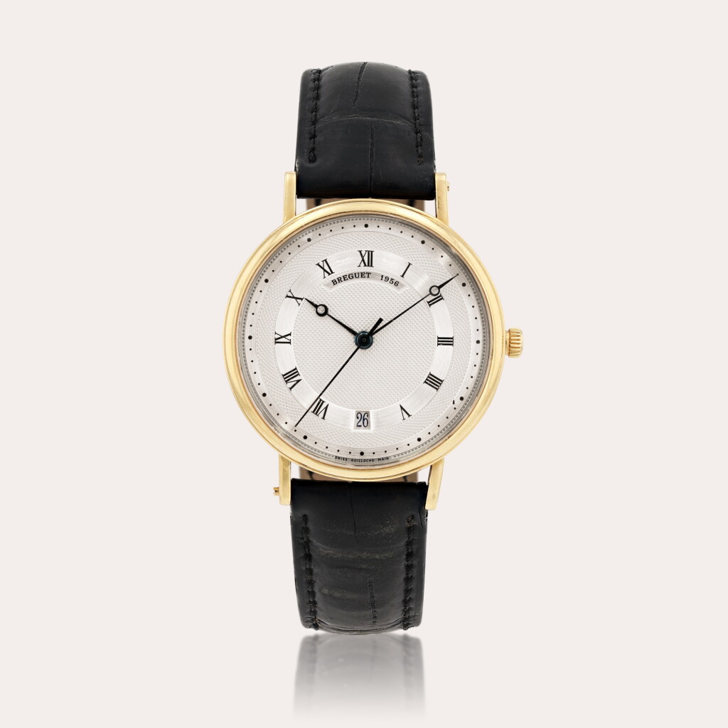 View full screen - View 1 of Lot 415. Classique, reference 5930 Montre bracelet en or jaune avec date | Yellow gold wristwatch with date Vers 2006 | Circa 2006.