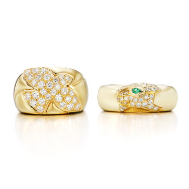 View full screen - View 1 of Lot 2736. Van Cleef & Arpels | Diamond Ring ; and Cartier | 'Panthère' Emerald and Diamond Ring | 梵克雅寶 | 鑽石戒指 | 卡地亞 | 'Panthère' 祖母綠 配 鑽石戒指.