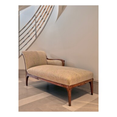 View full screen - View 1 of Lot 4. Chaise Longue.