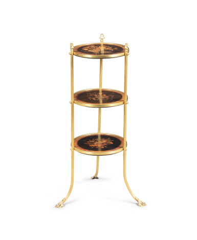 View full screen - View 1 of Lot 105. A fruitwood marquetry and gilt bronze mounts side table, Napoleon III, circa 1870 | Table d'appoint en marqueterie de bois fruitiers et monture de bronze doré d'époque Napoléon III, vers 1870.