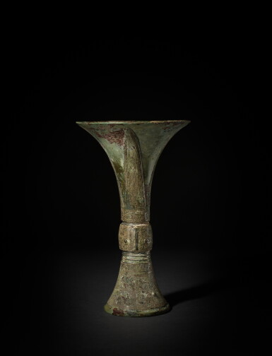 View full screen - View 1 of Lot 207. The Wei Gu, Late Shang dynasty | 商末 圍觚.