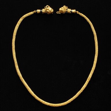 View full screen - View 1 of Lot 608. A Hellenistic Gold and Black Stone Necklace, circa 3rd-2nd century B.C..