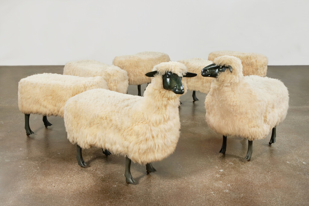 View full screen - View 1 of Lot 123. Troupeau de Moutons de Laine.