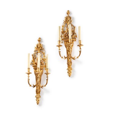 View full screen - View 1 of Lot 200. A pair of giltwood three-light wall lights, late Louis XVI, south of France, circa 1780 | Paire d'appliques en bois doré de la fin de l'époque Louis XVI, sud de la France, vers 1780.