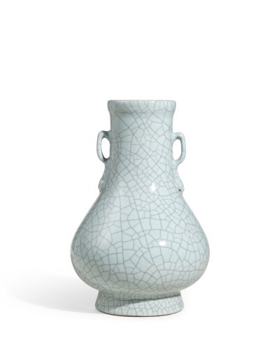 View full screen - View 1 of Lot 2052. A fine and rare Ge-type hu-form vase, Seal mark and period of Qianlong | 清乾隆 仿哥釉綬帶如意耳壺 《大清乾隆年製》款.