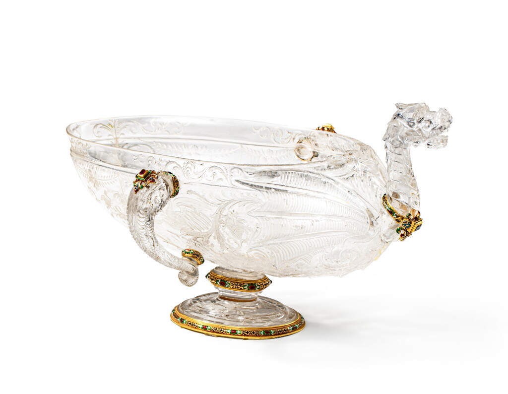 View full screen - View 1 of Lot 239. A North Italian rock crystal gold-mounted vase in the shape of a dragon, probably in 16th century style, in the manner of the Sarachi Workshop.