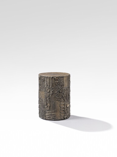 Voir en plein écran - Voir 1 du lot 163. Guéridon, série Scultped bronze.
