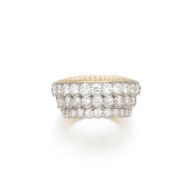 View full screen - View 1 of Lot 1122. Diamond ring, circa 1960.