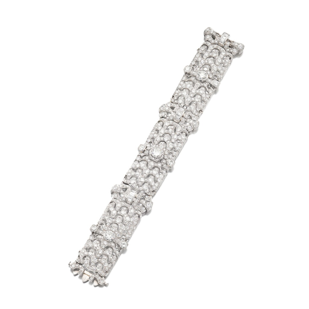 View full screen - View 1 of Lot 258. Diamond bracelet, circa 1930 | 寶格麗 | 鑽石手鏈,約1930年.