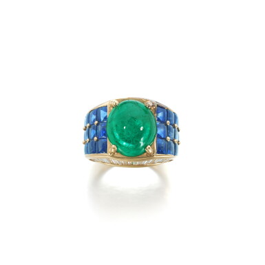 View full screen - View 1 of Lot 914. Emerald, sapphire and diamond ring.