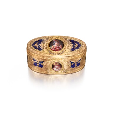 View full screen - View 1 of Lot 523. A Three-Colored Gold and Enamel Snuff Box, 19th Century in Earlier Style .