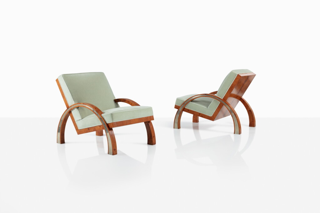 View full screen - View 1 of Lot 125. Paire de fauteuils .