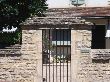 View full screen - View 1 of Lot 7295. Domaine Roulot, Meursault Mixed Lot (6 BT).