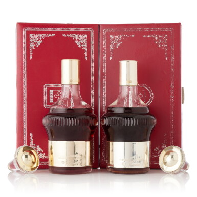 View full screen - View 1 of Lot 6687. Camus La Grande Marque Baccarat Crystal Decanter 40.0 abv NV (2 BT70).