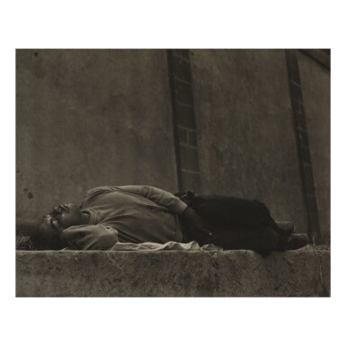 View full screen - View 1 of Lot 8. MANUEL ÁLVAREZ BRAVO | EL SOÑADOR.