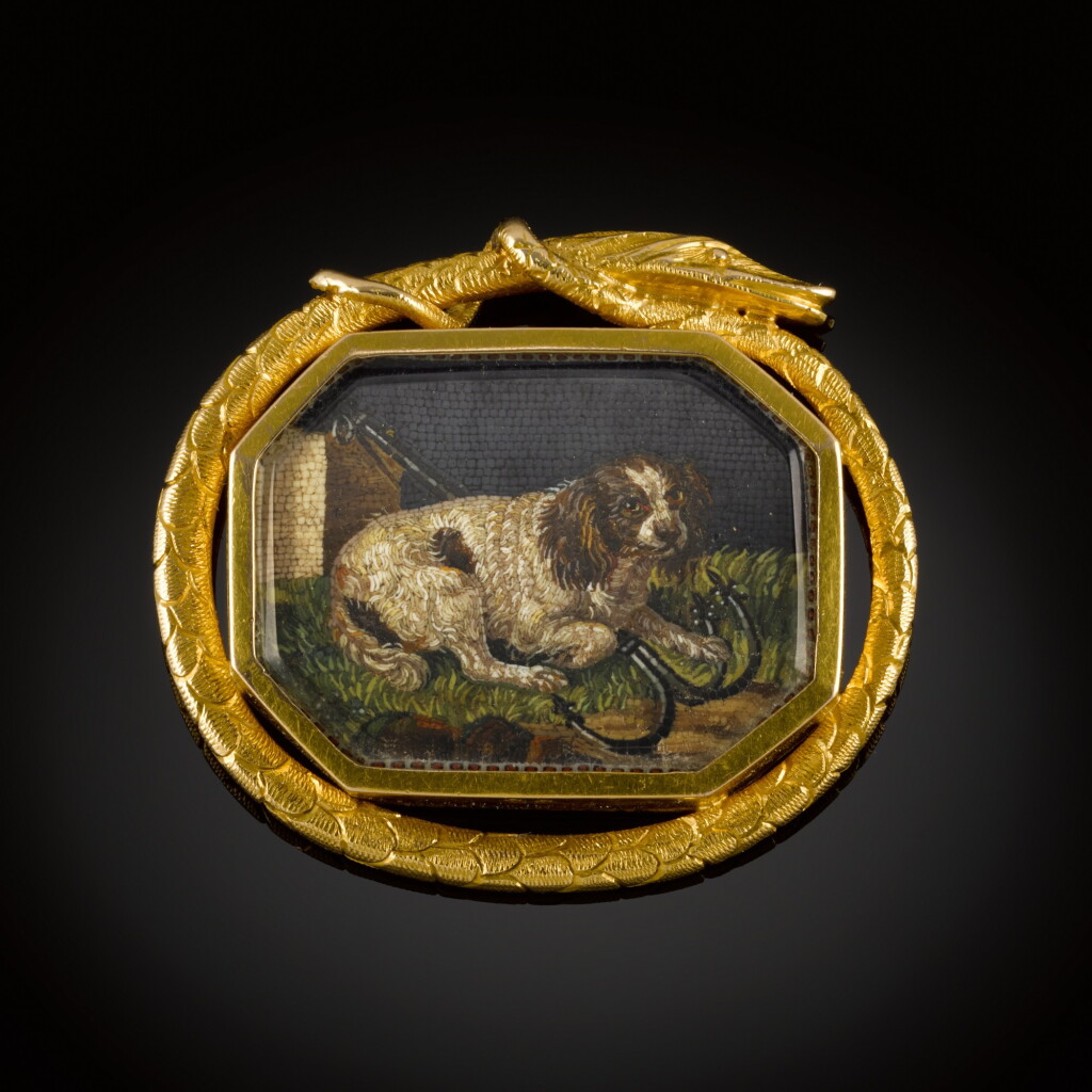 View full screen - View 1 of Lot 108. Italian, first half 19th century | Micromosaic with a Spaniel.