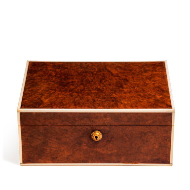 View full screen - View 1 of Lot 103. AN EDWARDIAN AMBOYNA HUMIDOR BY ANDREW BARRATT AND SONS, EARLY 20TH CENTURY.