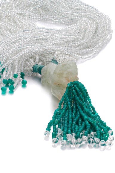 View full screen - View 1 of Lot 464. Echarpe en calcédoine, cristal de roche et jadéite | Chalcedony, rock crystal and jadeite scarf.