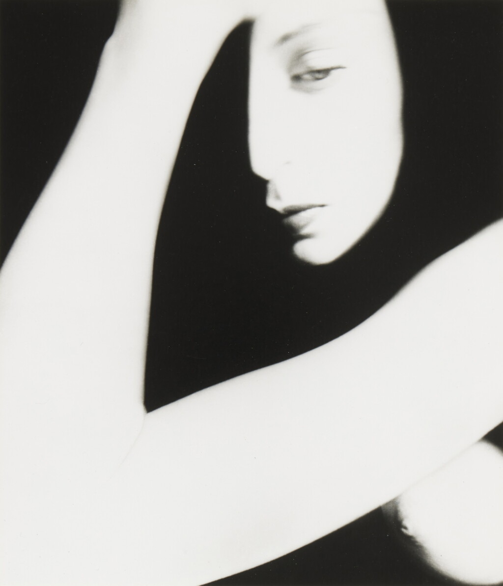 全萤幕检视 - 查看20London (Nude with Bent Elbow)的1