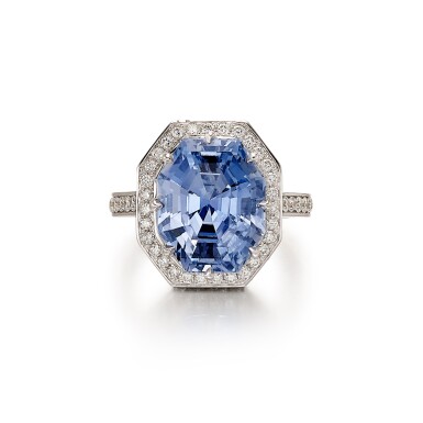 View full screen - View 1 of Lot 565. Sapphire and Diamond Ring | 11.86克拉 天然「斯里蘭卡」未經加熱 藍寶石 配 鑽石 戒指.