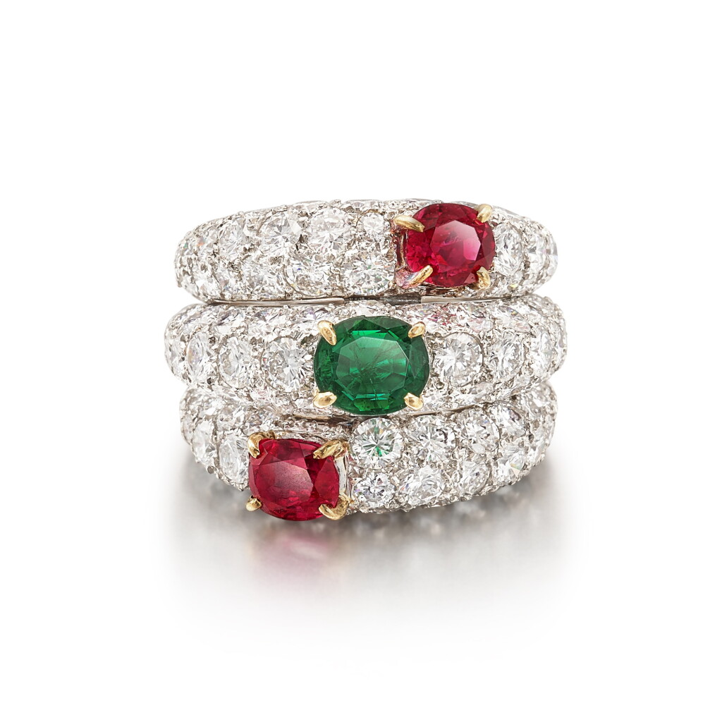 View full screen - View 1 of Lot 1628. RUBY, EMERALD AND DIAMOND RING | 卡地亞 | 紅寶石 配 祖母綠 及 鑽石 戒指.