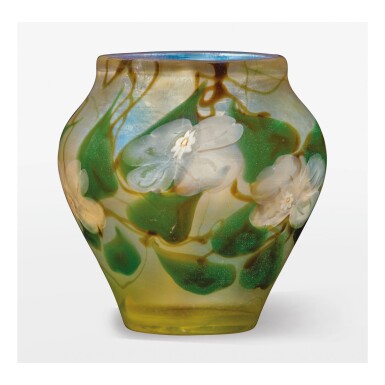 View full screen - View 1 of Lot 45. TIFFANY STUDIOS | “MILLEFIORE” PAPERWEIGHT VASE.