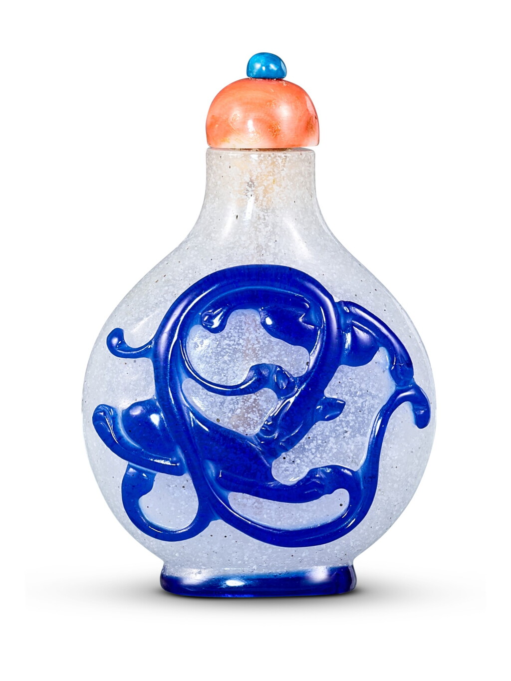 View full screen - View 1 of Lot 1822. A blue overlay 'snowflake' glass 'chilong' snuff bottle Qing dynasty, 18th century | 清十八世紀 雪菲地套藍料螭龍紋鼻煙壺.