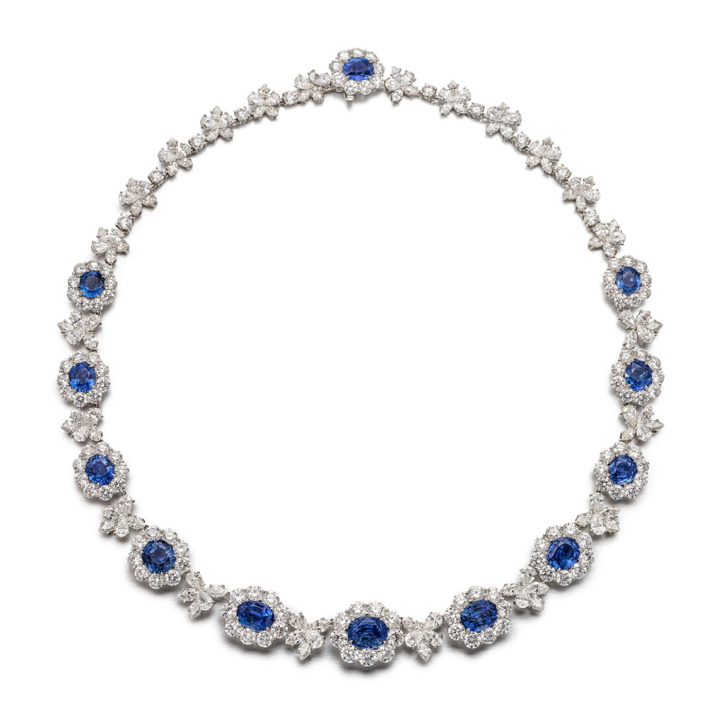 View full screen - View 1 of Lot 1838. Sapphire and Diamond Necklace | 天然 「緬甸」未經加熱藍寶石 配 鑽石 項鏈(藍寶石總重約28.54克拉).