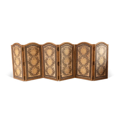 View full screen - View 1 of Lot 64. A Royal Louis XVI giltwood six-leaf screen from château de Versailles, circa 1787 | Paravent royal à six feuilles en bois doré d'époque Louis XVI provenant du château de Versailles, vers 1787.