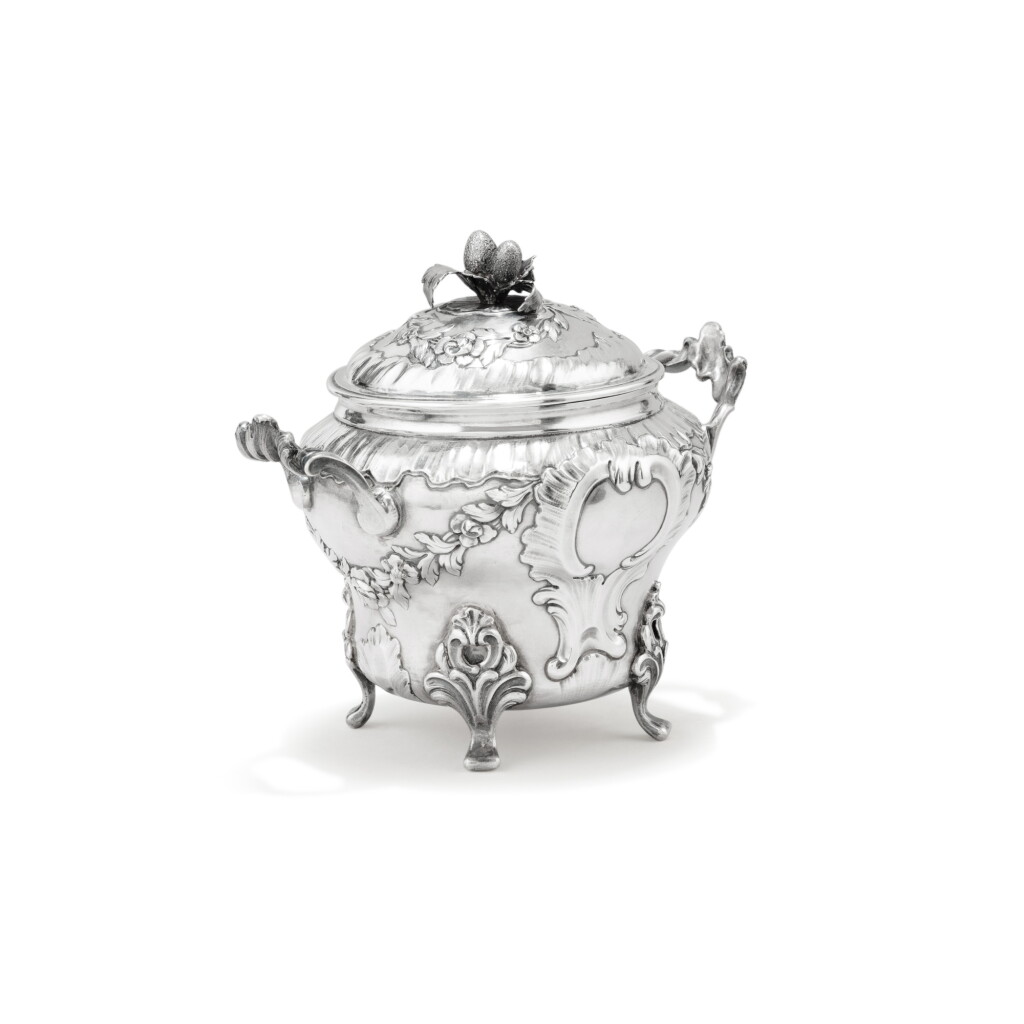 View full screen - View 1 of Lot 41. A covered silver sugar bowl, Barthélémy Martin, Marseille, circa 1780 | Pot à sucre couvert en argent par Barthélémy Martin, Marseille, vers 1780 .