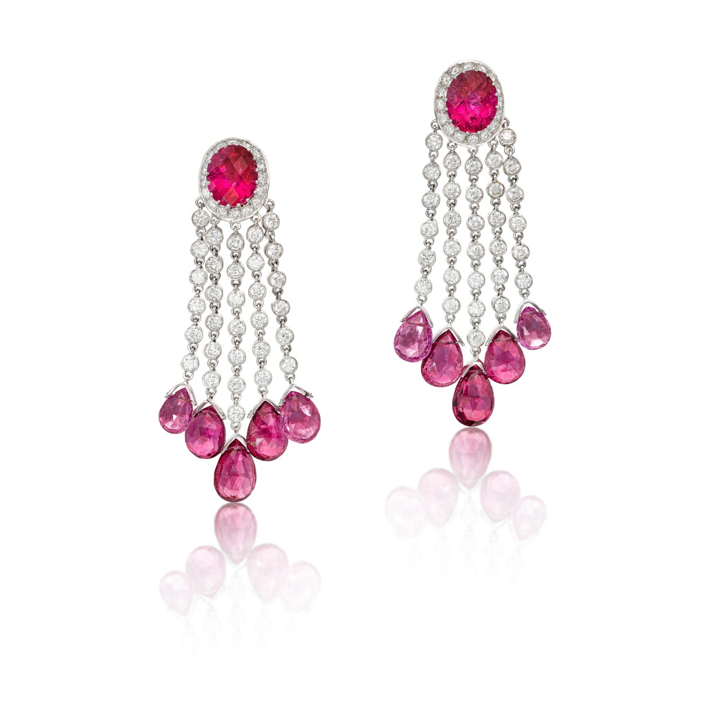 View full screen - View 1 of Lot 1734. PAIR OF TOURMALINE AND DIAMOND EARCLIPS | 碧璽 配 鑽石 耳夾一對 .