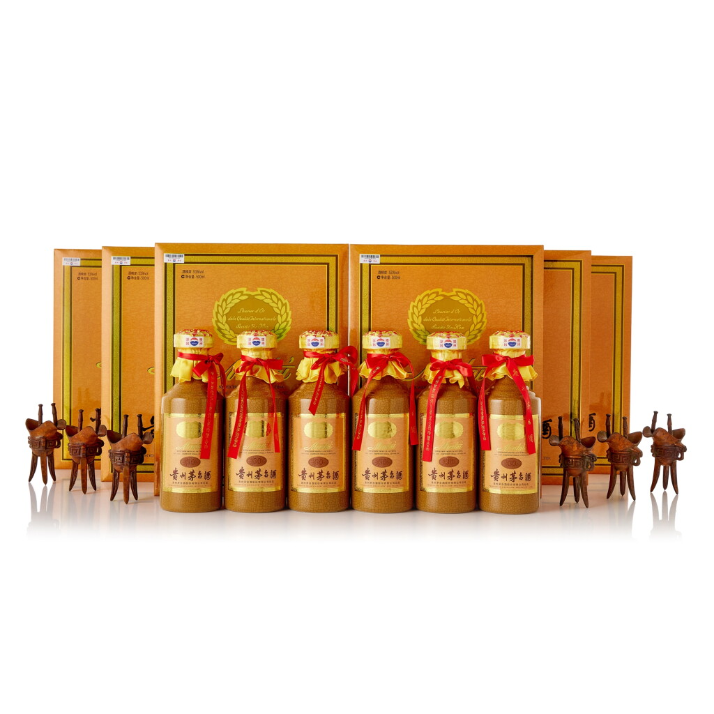 View full screen - View 1 of Lot 320. 2022年產 30年貴州茅台酒 (原箱) Kweichow Moutai Aged 30 Years 2022 (6 BT50).