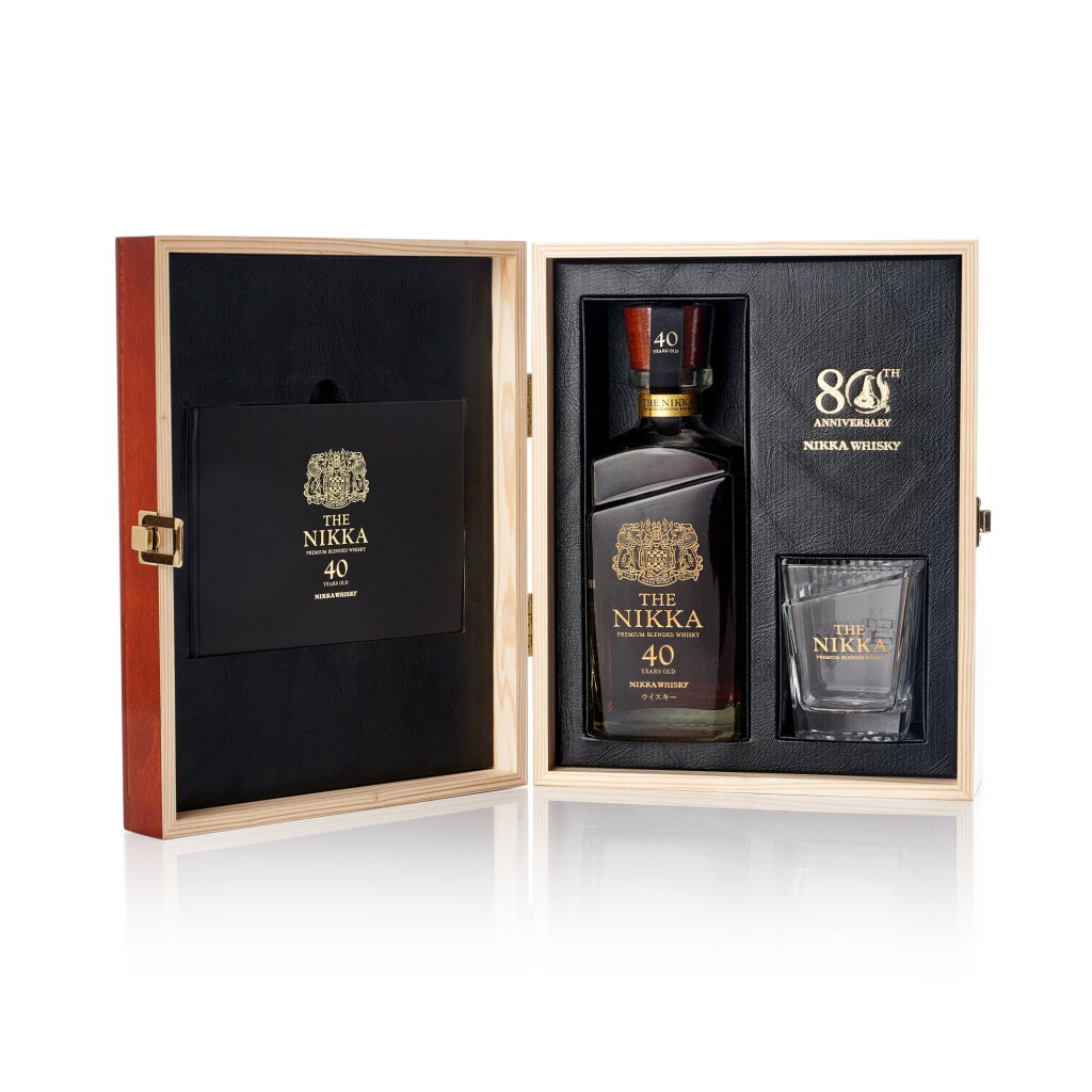 View full screen - View 1 of Lot 7042. Nikka 40 Year Old 43.0 abv NV (1 BT70).