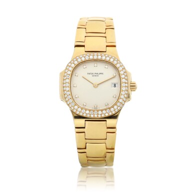 View full screen - View 1 of Lot 8311. Nautilus, Reference 4700 | A yellow gold and diamond-set bracelet watch with date, Circa 1985 | 百達翡麗 Nautilus 型號4700 | 黃金鑲鑽石鏈帶腕錶,備日期顯示,約1985年製.