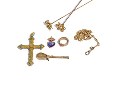 View full screen - View 1 of Lot 277. A GOLD PROPELLING PENCIL IN THE FORM OF A TENNIS RACKET, SAMPSON MORDAN & CO, LONDON, CIRCA 1880.