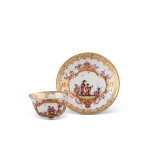 A Meissen porcelain chinoiserie teabowl and saucer, circa 1725