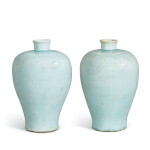 A pair of Qingbai meiping, Southern Song dynasty | 南宋 青白釉梅瓶一對