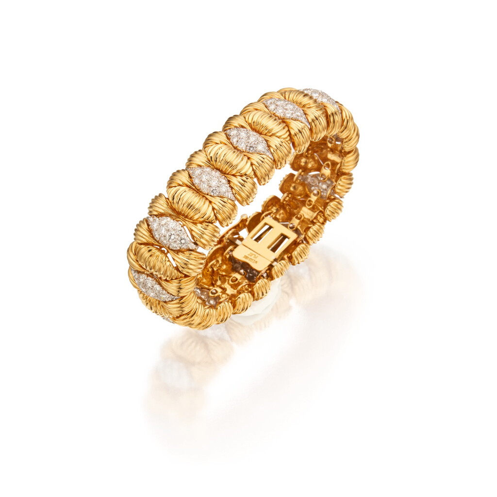 View full screen - View 1 of Lot 372. David Webb | Gold and Diamond Bracelet.