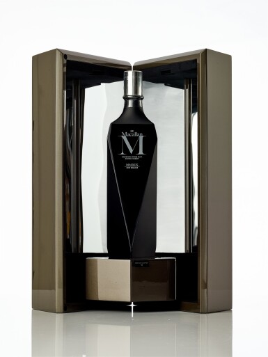View full screen - View 1 of Lot 5010. The Macallan M Black Decanter 2019 Release 46.5 abv NV.