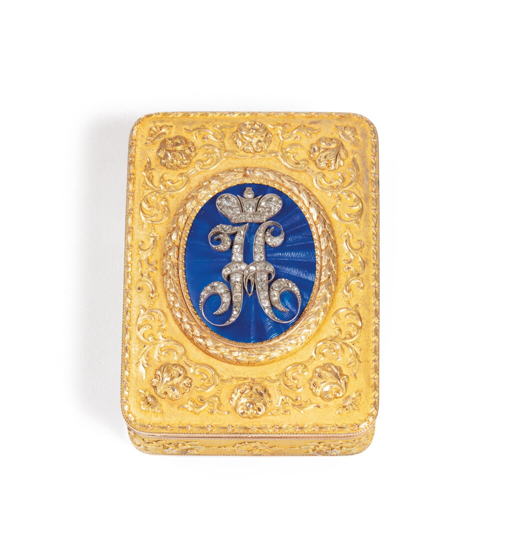 View full screen - View 1 of Lot 181. A jewelled gold and enamel Imperial presentation box, Johann Wilhelm Keibel, St. Petersburg, circa 1845 | Boîte impériale de présentation en or, émail, sertie de diamants par Johann Wilhelm Keibel, St Petersbourg, vers 1845.