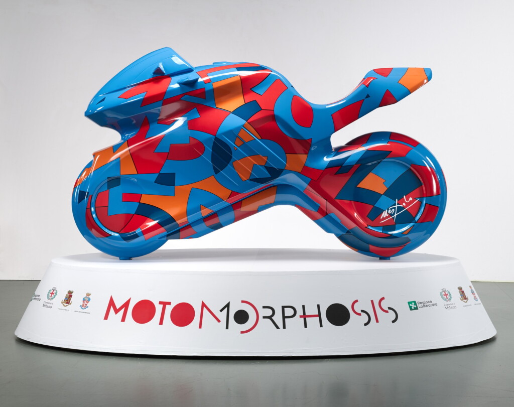 View full screen - View 1 of Lot 23. Moto-scultura.