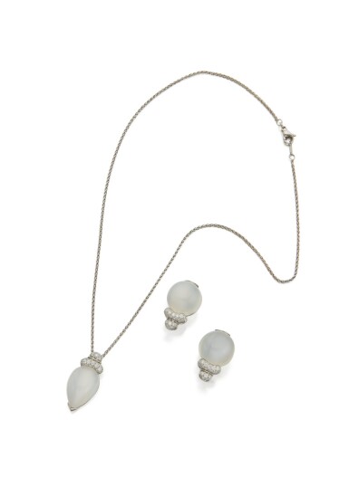 View full screen - View 1 of Lot 33. CAT'S-EYE MOONSTONE AND DIAMOND PENDANT-NECKLACE AND PAIR OF EARCLIPS, HENRY DUNAY.