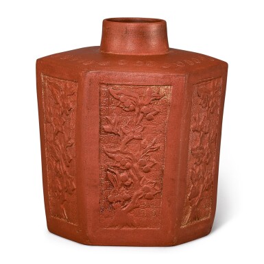 View full screen - View 1 of Lot 738. A YIXING MOULDED TEA CADDY QING DYNASTY, 18TH CENTURY | 清十八世紀 紫砂模印開光花卉紋六方茶罐.