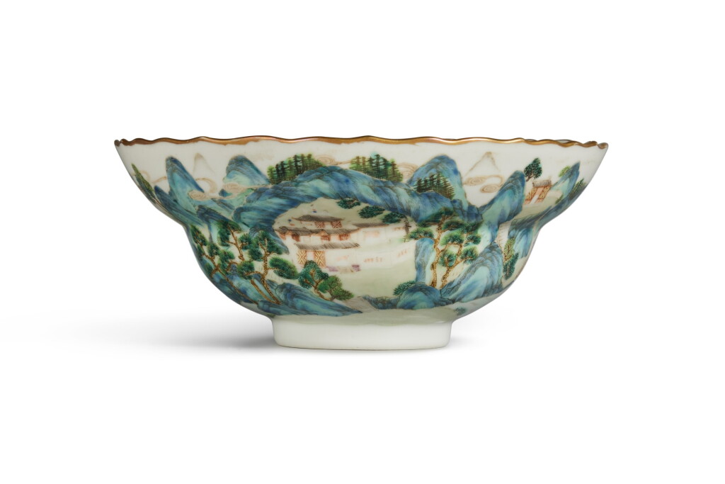 View full screen - View 1 of Lot 356. A famille-rose 'landscape and poem' ogee-form bowl, Qing dynasty, Jiaqing period | 清嘉慶 粉彩「麻姑仙壇」詩文花口折腰盌 《麻姑仙壇》款.