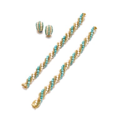 View full screen - View 1 of Lot 202. Turquoise and cultured pearl demi-parure, 'Twist', Van Cleef & Arpels, and a bracelet, 1960s | 梵克雅寶 | 「Twist」綠松石配養殖珍珠首飾套裝及手鏈,1960年代.