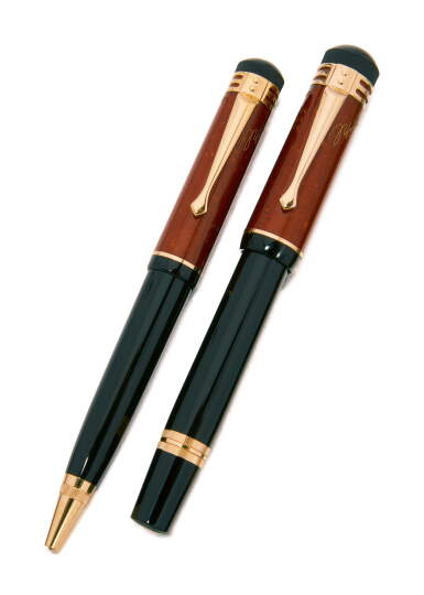 View full screen - View 1 of Lot 1012. MONTBLANC | A SET OF TWO LIMITED EDITION WRITING INSTRUMENTS CONSISTING OF ONE FOUNTAIN PEN AND ONE BALLPOINT PEN, MADE FOR FRIEDRICH SCHILLER, CIRCA 2000.