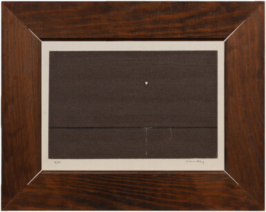 View full screen - View 1 of Lot 27. Étoile de verre.